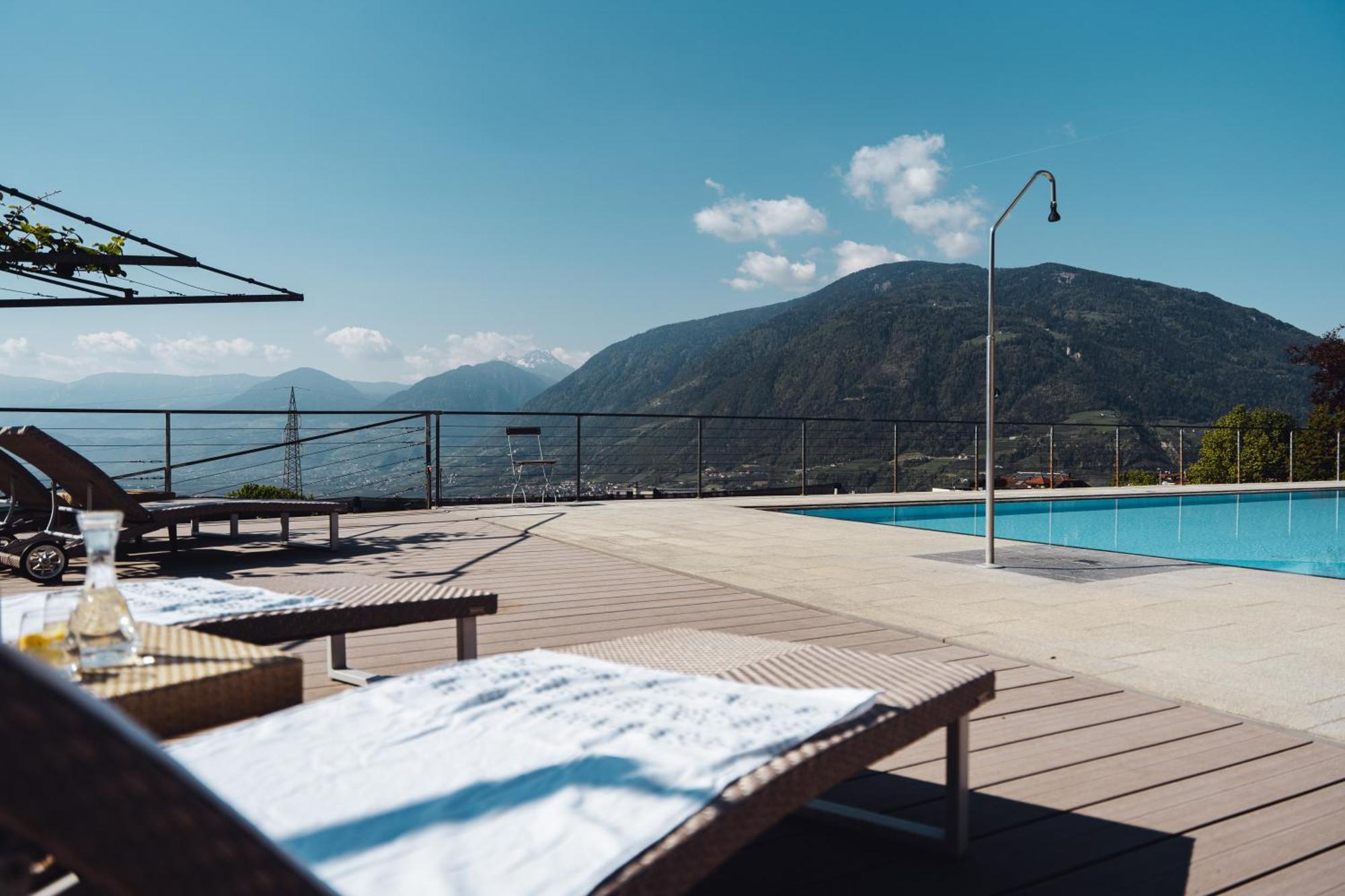 Appartement-Hotel Beatenhof Tirolo Ngoại thất bức ảnh