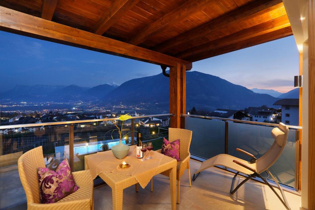 Appartement-Hotel Beatenhof Tirolo Phòng bức ảnh