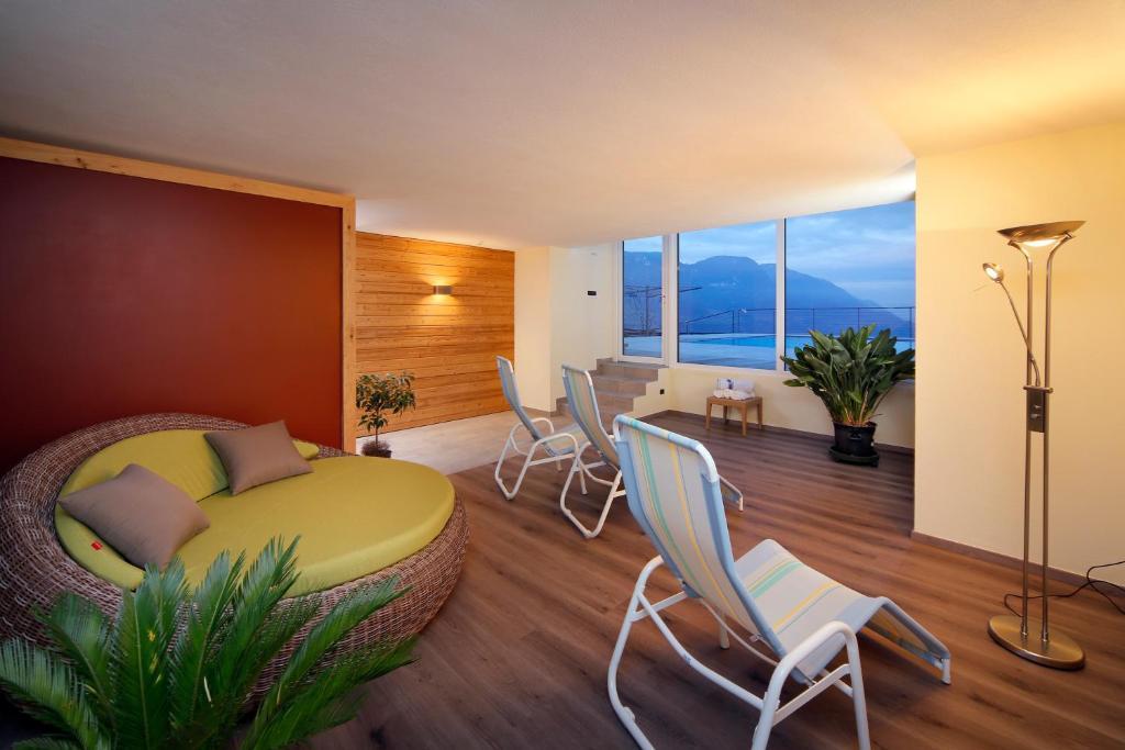 Appartement-Hotel Beatenhof Tirolo Ngoại thất bức ảnh
